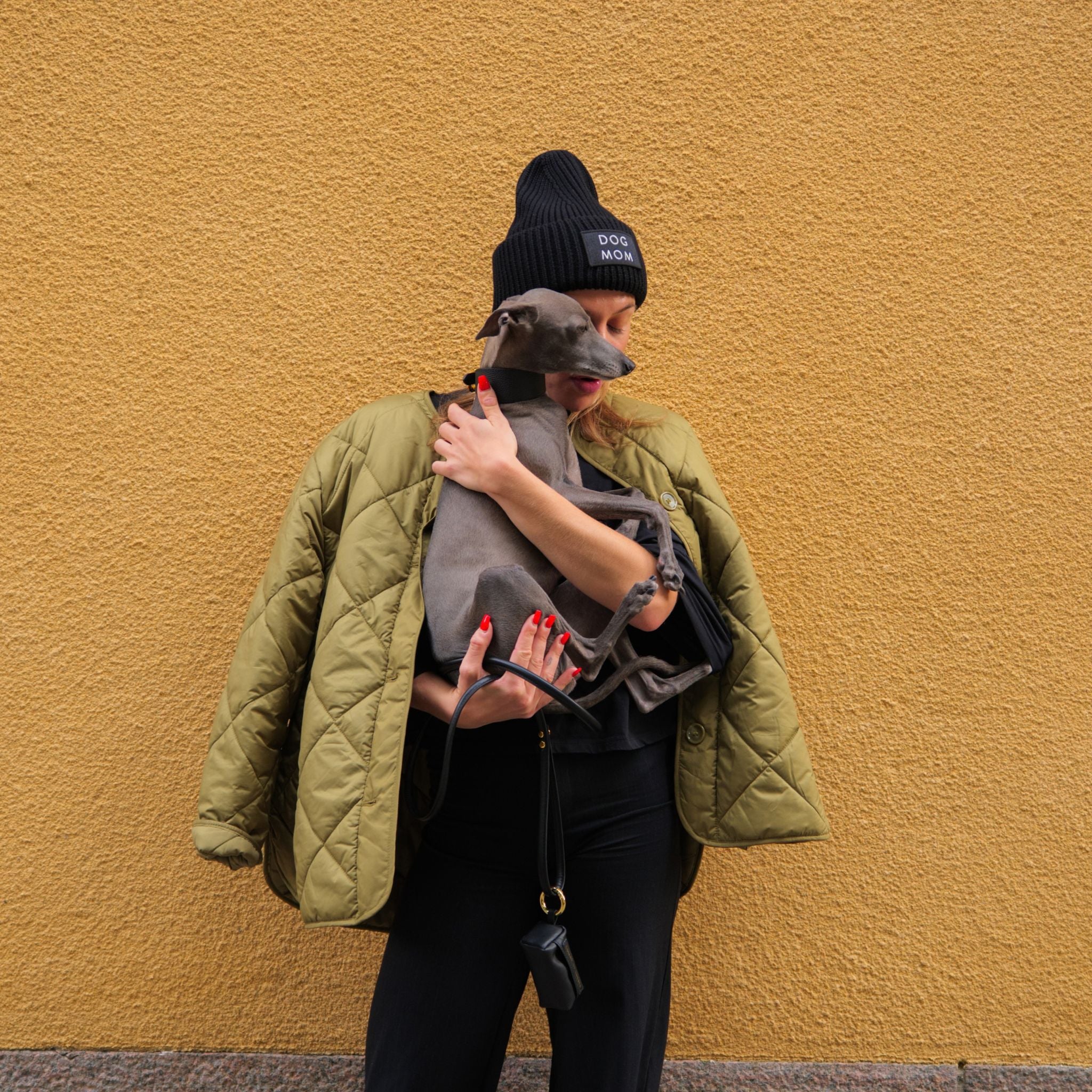 Svart Ulllue - Anti-Social Dog Owner 