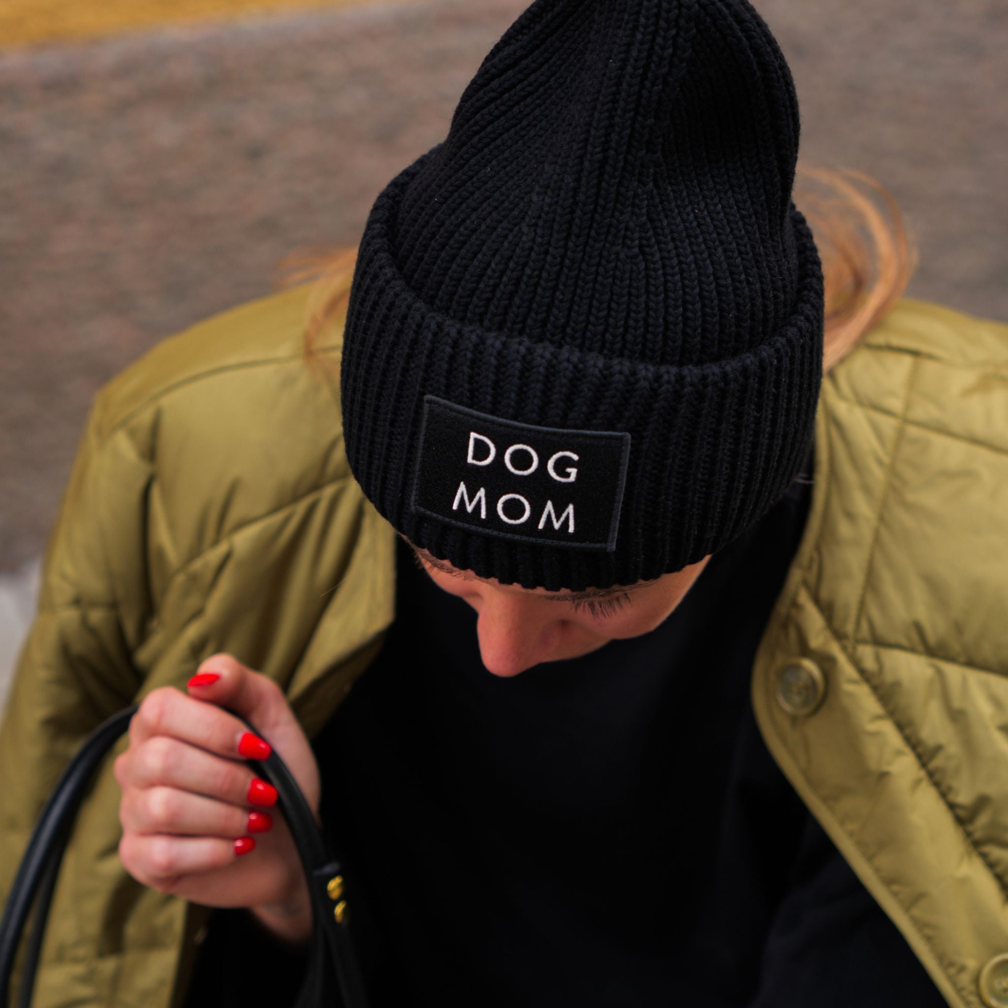 Svart Ulllue - Anti-Social Dog Owner 
