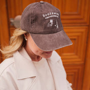 Brun Denimcaps - Logo "Dogs & Wine Make Everything Fine" 