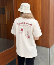 Hvit T-skjorte - Dogs & Wine Make Everything Fine 